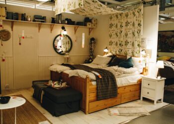 🛏️ Hidden Bedroom Storage Ideas You Didn’t Know About