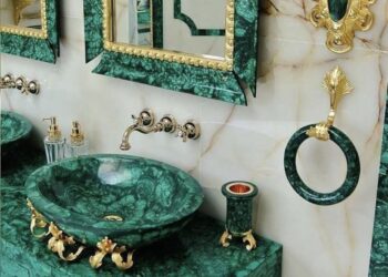 Amazing Interior Design with Malachite Green furniture