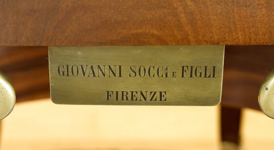 Giovanni Socci desk detail