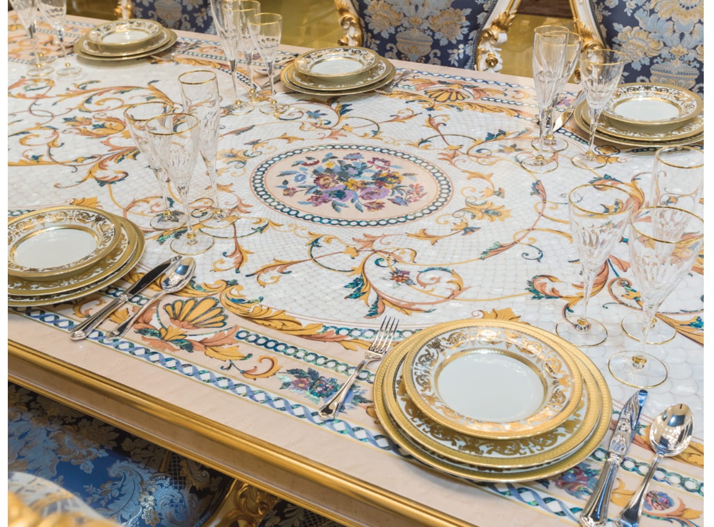 Crystal chandelier Bazzi Interiors dining room